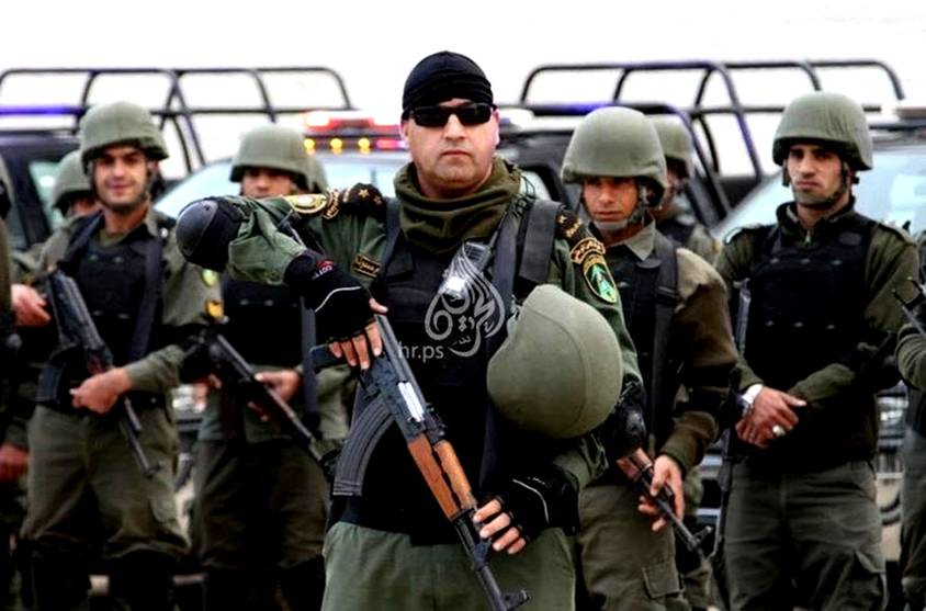 Палестинские подразделения введены в Хеврон | Фото: AFP