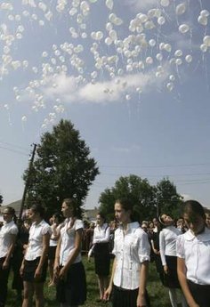 Children release 333 balloons into the air, symbolising the ...