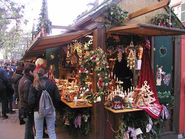 Colmar France Christmas Market 2005 023 by haryoung.