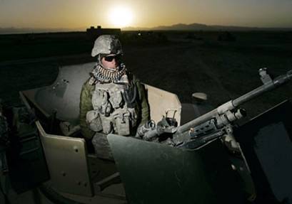 Американские и афганские войска проводят операцию против талибов в провинции Газни