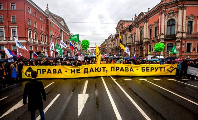 Икона с ликом Дурова, Партия мертвых и 12 задержанных: как прошел первомай в Петербурге