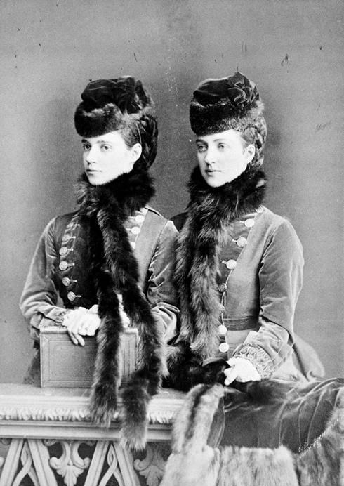 Image result for императрица мария федоровна с сестрой Александрой