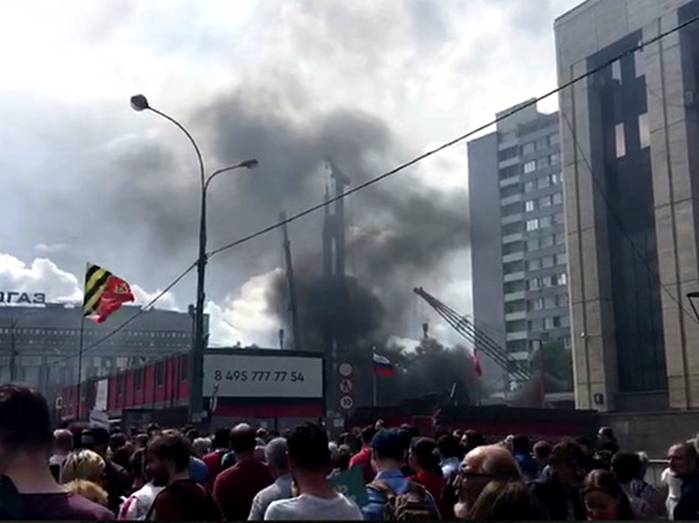 Image result for пожар  на проспекте Сахарова в Москве20 июля 2019