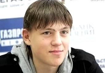 Хоккеист умер в понедельник вечером во время матча в подмосковном Чехове